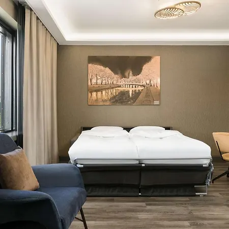 Radisson Blu Marina Palace Hotel, Hotelli 4*