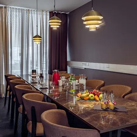 Radisson Blu Marina Palace Hotel, 4*