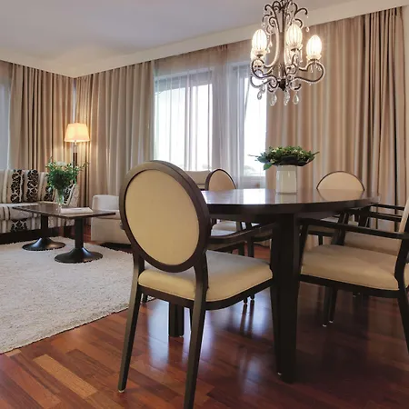 Radisson Blu Marina Palace Hotel, Отель Турку