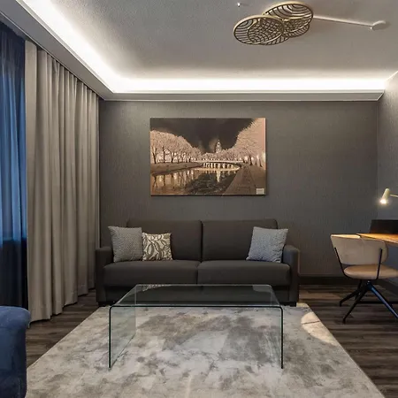 Radisson Blu Marina Palace Hotel,