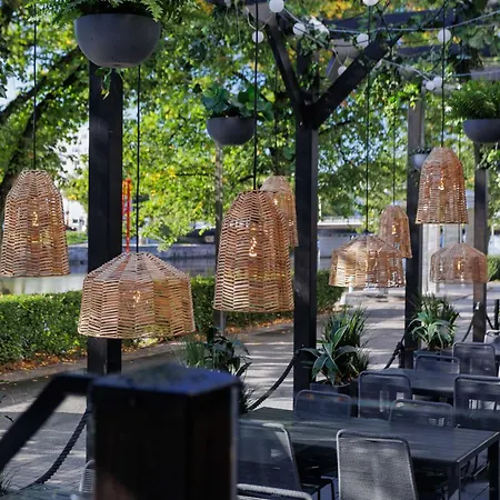 Radisson Blu Marina Palace Hotel, 4*