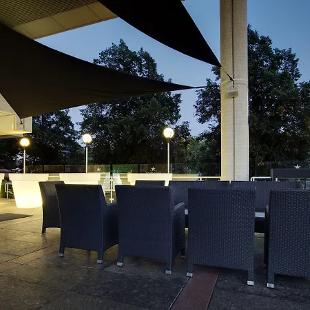 Radisson Blu Marina Palace Hotel,