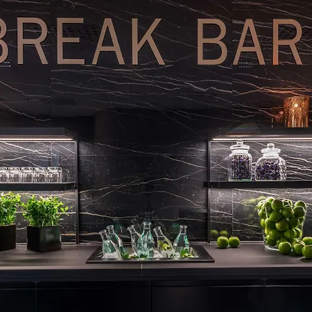 Radisson Blu Marina Palace Hotel, 4*