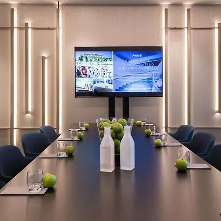 Radisson Blu Marina Palace Hotel, Otel 4*