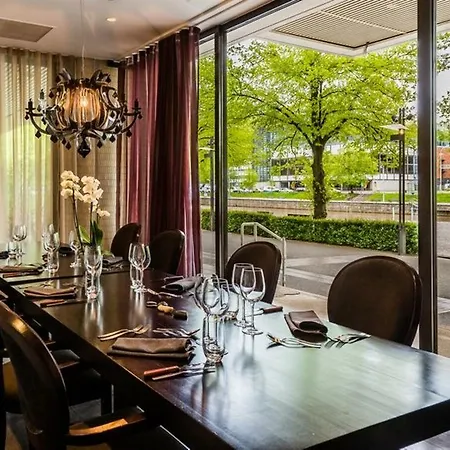 Radisson Blu Marina Palace Hotel, 4*