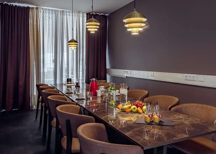 Radisson Blu Marina Palace Hotel, 4*