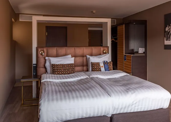 Отель Radisson Blu Marina Palace Hotel, 4*