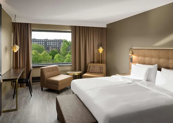 Отель Radisson Blu Marina Palace Hotel,