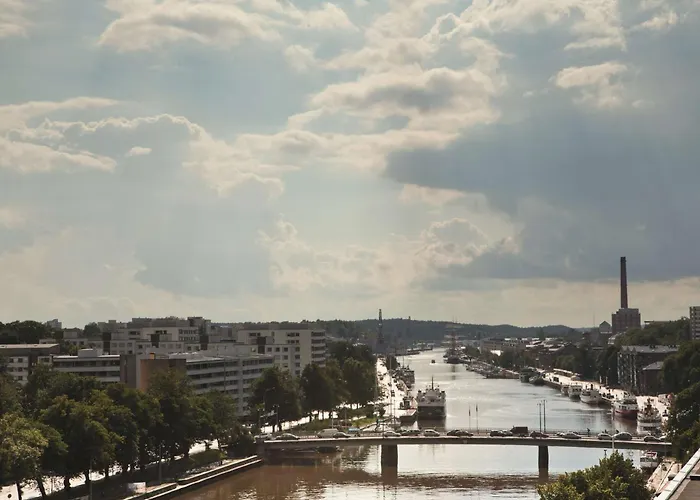 Отель Radisson Blu Marina Palace Hotel,