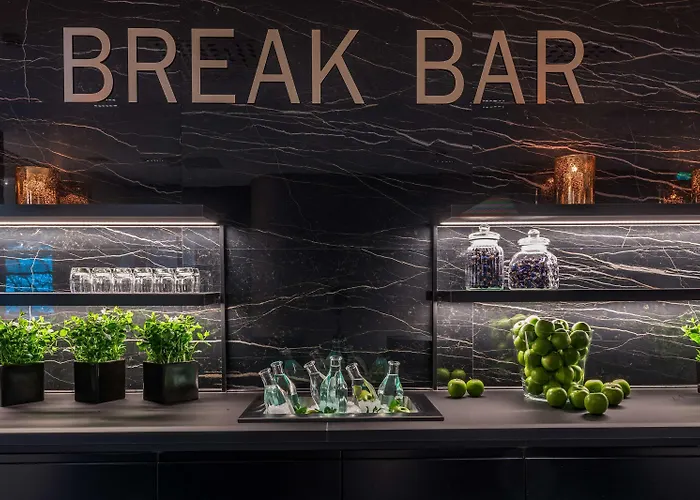 Radisson Blu Marina Palace Hotel, 4*